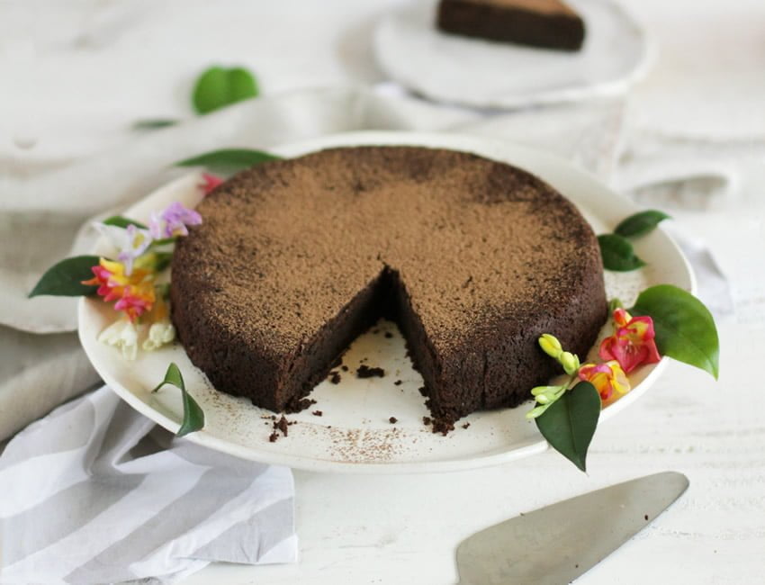 Receita: Torta de Chocolate mais saudável do mundo