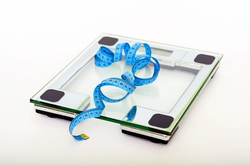 Perder 10% do peso pode levar à “obesidade controlada” e mitigar riscos graves